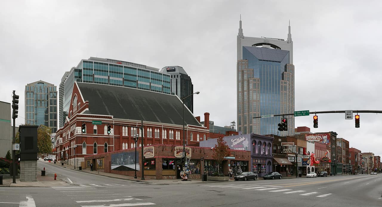 Downtown Nashville at Broadway and Opry Place, with the Ryman Auditorium visible